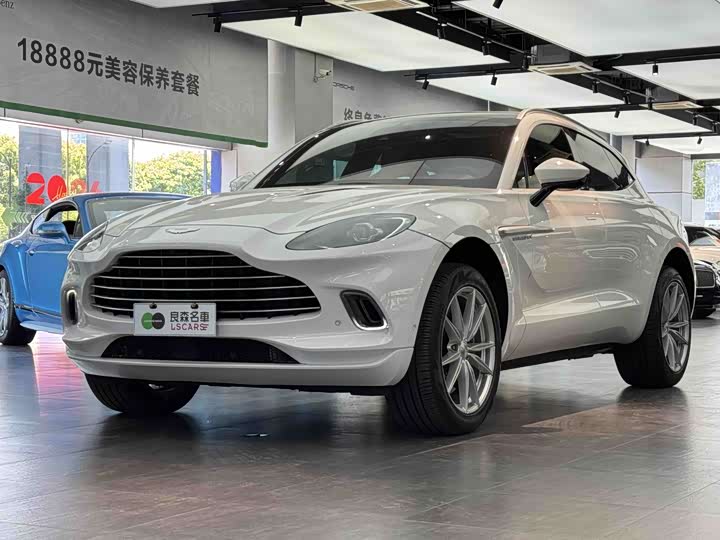 Aston Martin DBX 2023 Model 3.0T STRAIGHT-SIX