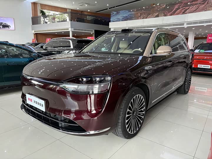 Wenjie M9 2025 extended range Ultra version 52kWh 6-seater version (192-line lidar)