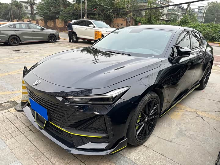 2022 ChanganUNI-V 2022 Model 1.5T Sports Edition