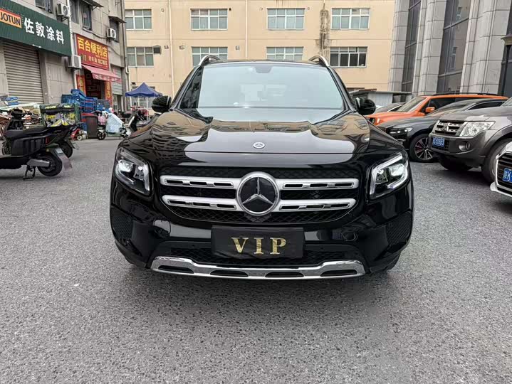 2023 Mercedes-Benz GLB 2023 GLB 220 Fashion Model