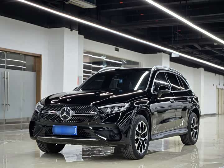 2023 Mercedes-BenzGLC 2023 Model GLC 260 L 4MATIC LuxuryModel 5-seat