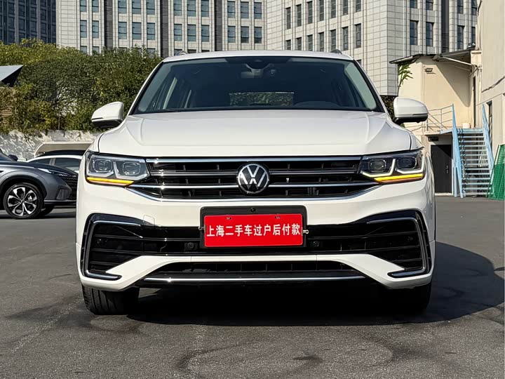 2022 Tiguan L 2022 380TSI automatic four-wheel drive R-Line flagship version 7 seats