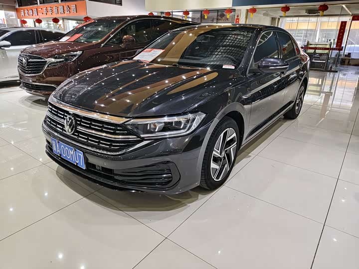 Sagitar 2023 300TSI DSG Beyond Edition