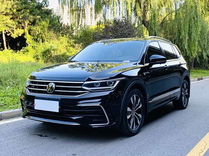 Tiguan L 2022 330TSI automatic two-wheel drive R-Line version