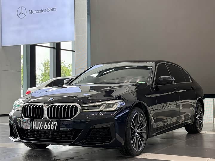 2021 BMW 5 Series 2021 530Li Leading M Sports Package