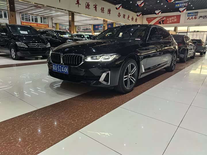 BMW5 Series 2021 Model Facelift 530Li LeadingModel Luxury Package