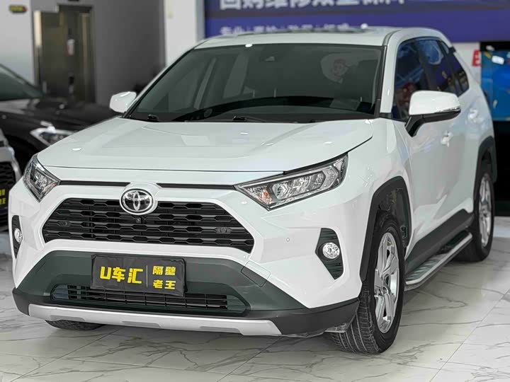 2023 RAV4 2022 2.0L CVT 2WD Fashion Plus Edition