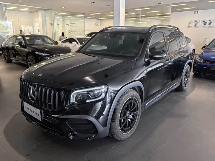 Mercedes-AMG GLB 35 4MATIC 2021 Facelift