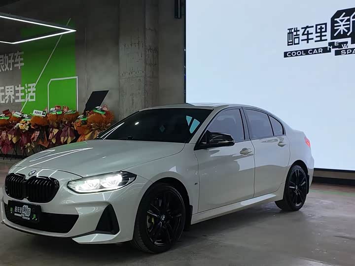 2023 BMW1 Series 2023 Model 125i MSports Night Edition