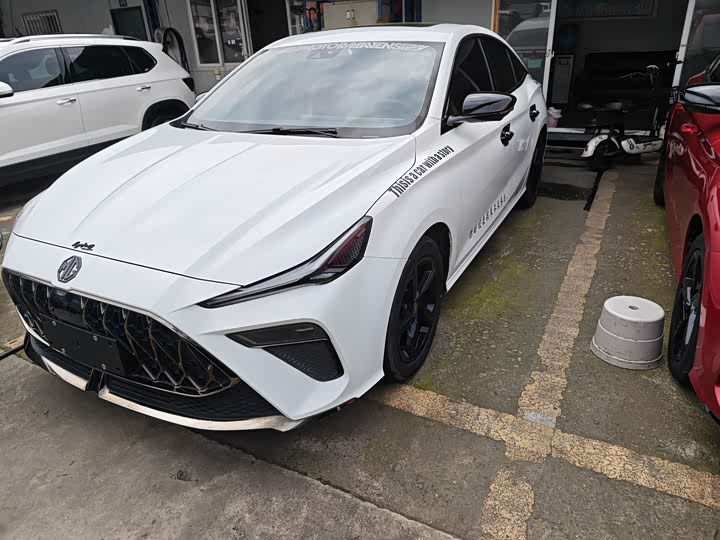 MG5 Scorpio 2022 1.5T Trophy Sports Luxury Edition