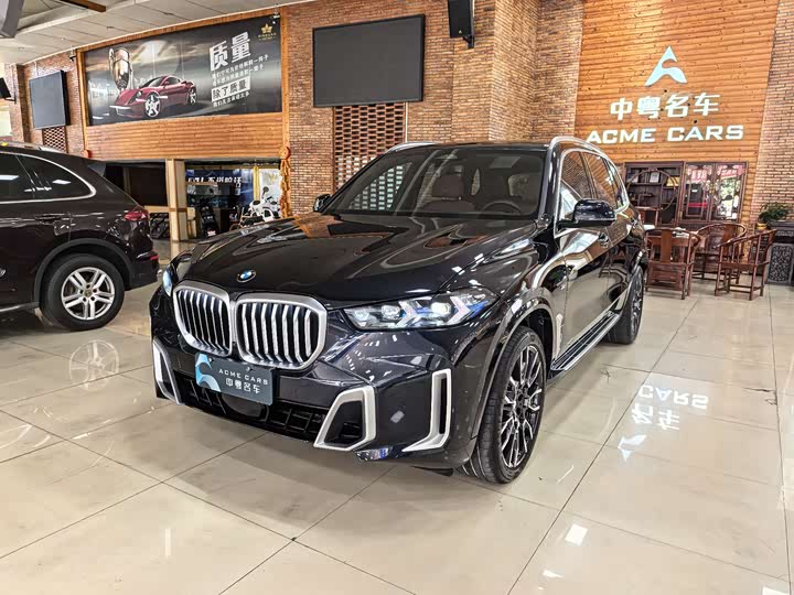BMWX5 2023 Model xDrive 40Li M Sports Package