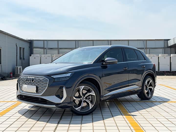 Audi Q4 e-tron 2023 40 e-tron Creative Edition