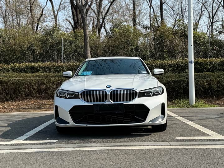 2024 BMW3 Series 2024 Model 320i M Sports Package