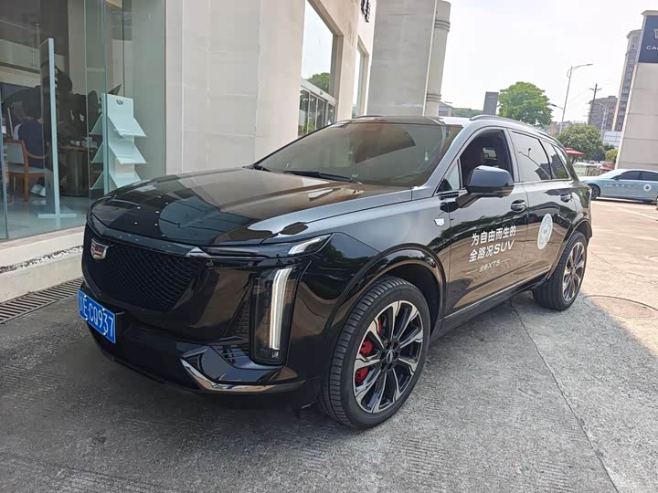 2024 Cadillac XT5 2024 Model 2.0T 4WD Platinum Model