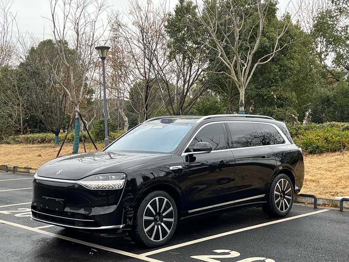 2025 Wenjie M9 2025 extended range Ultra version 52kWh 6-seater version (192-line lidar)