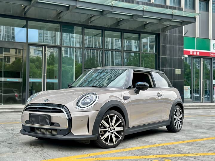 MINI 2023 Model 1.5T COOPER Artist