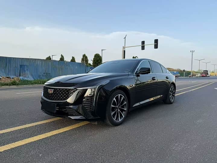 Cadillac CT5 2025 Model 28T Urban Sports Edition