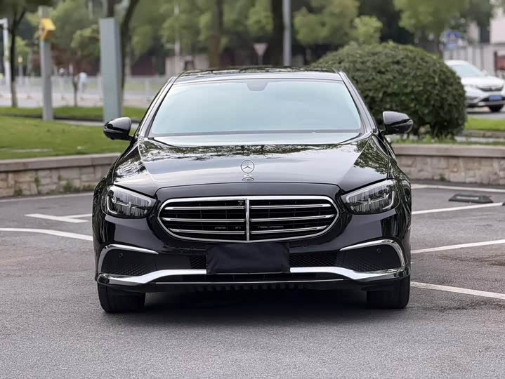 Mercedes-Benz E-Class 2022 facelift E 300 L luxury model