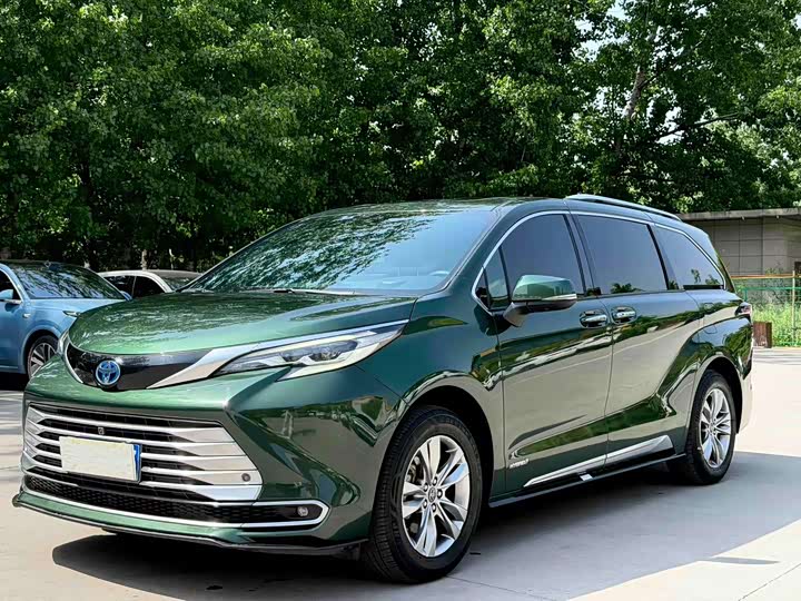 2021 SiennaSIENNA 2021 Model 2.5LHybrid Platinum Edition