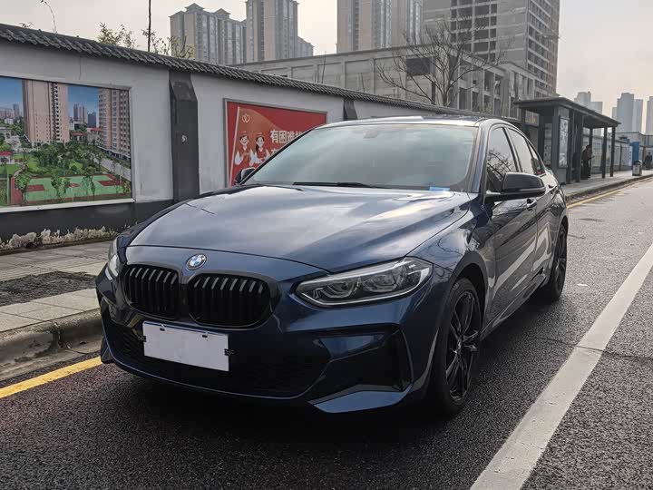2021 BMW1 Series 2021 Model 125i MSports Night Edition