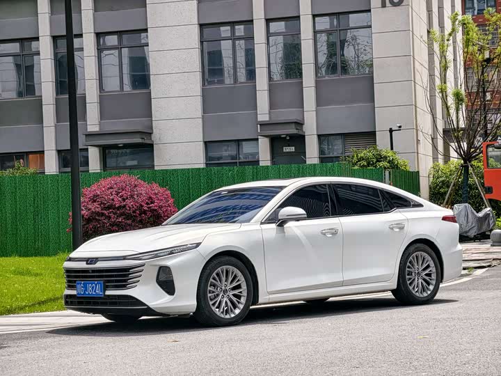BestuneB70 2024 Model fourth generation 2.0T Leading Model