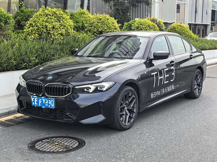 BMW 3 Series 2025 330Li M Sports Night Package