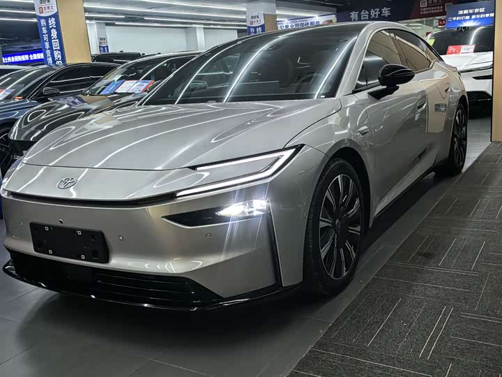 2026 Platinum 7 2026 model 700 Max