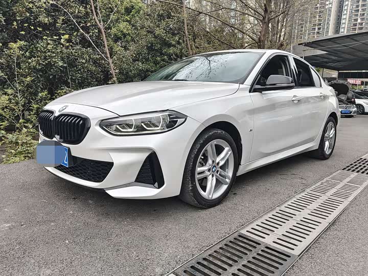 2022 BMW 1 Series 2022 120i M Sports Night Edition