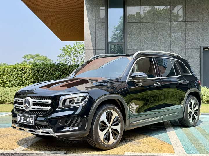 Mercedes-Benz GLB 2021 GLB 200 fashion model