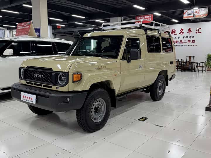 Land Cruiser (Imported) LC78 2024 Model 4.0L Automatic