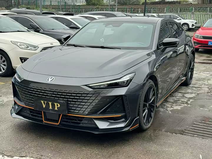 2023 ChanganUNI-V 2023 Model 1.5T Sports Edition