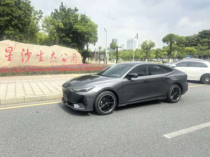 2023 ChanganUNI-V 2023 Model 1.5T PremiumModel