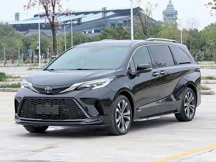 2023 Granvia 2022 Model 2.5LHybrid Premium Edition