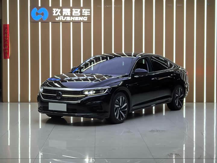Passat 2023 model facelift 330TSI luxury version