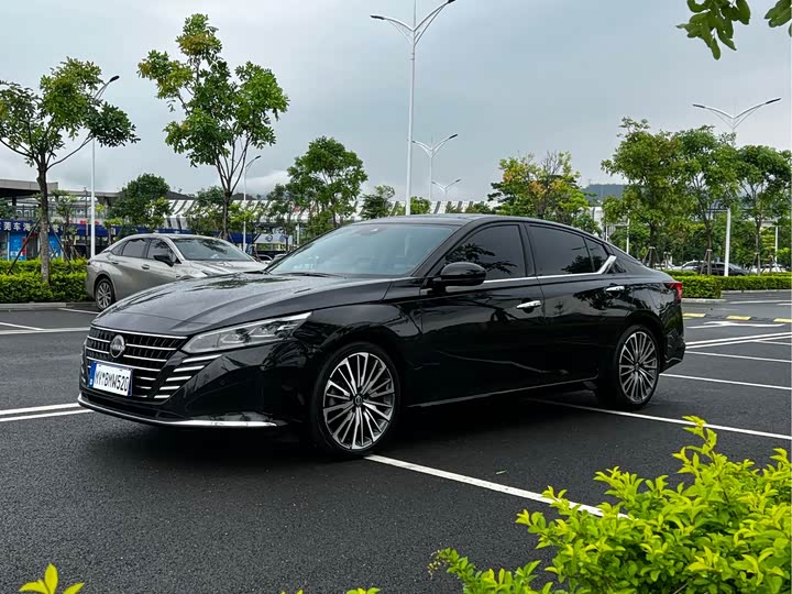 2023 2022 Nissan Altima 2.0T SL