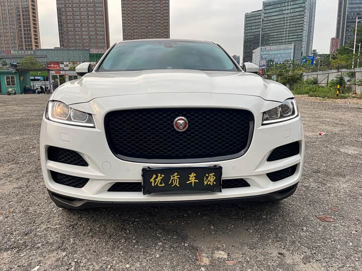 Jaguar F-PACE 2020 Model 2.0T Race Flag Edition