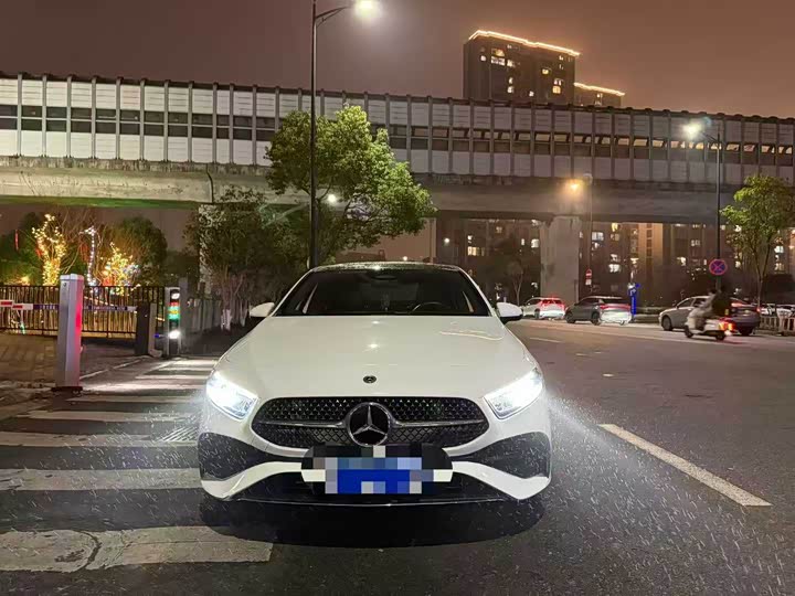 2023 Mercedes-Benz A-Class 2023 A 200 L Fashion Model