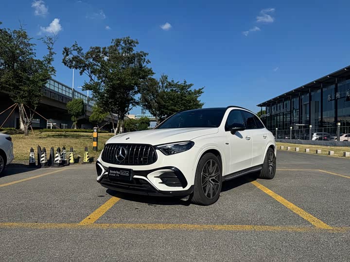 GLC AMG 2025 Model AMG GLC 43 4MATIC