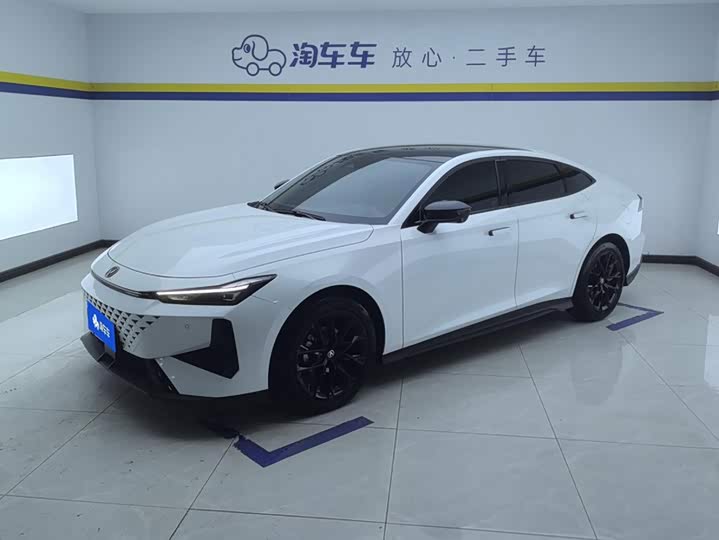 Changan UNI-V 2024 1.5T Prestige Edition