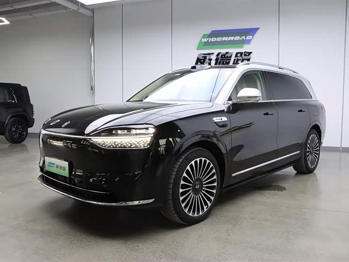 2025 Wenjie M9 2025 extended range Ultra version 52kWh 6-seater version (192-line lidar)