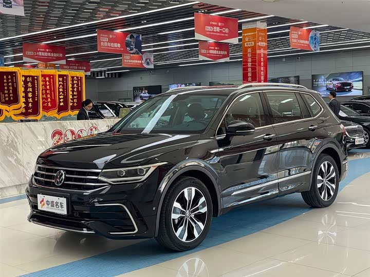 2024 Tiguan L 2024 330TSI Automatic R-Line Premium Edition