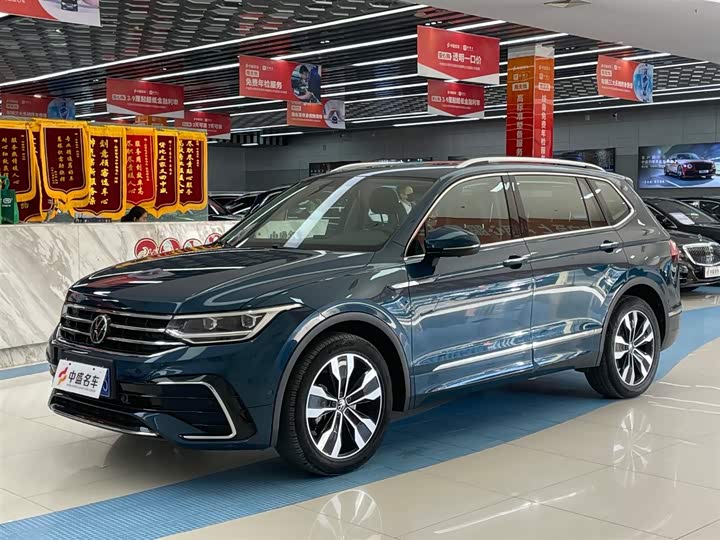 2022 Tiguan L 2022 330TSI Automatic R-Line Luxury Edition