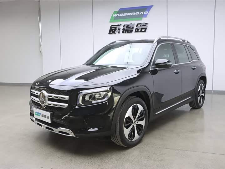 2023 Mercedes-Benz GLB 2023 GLB 220 Fashion Model