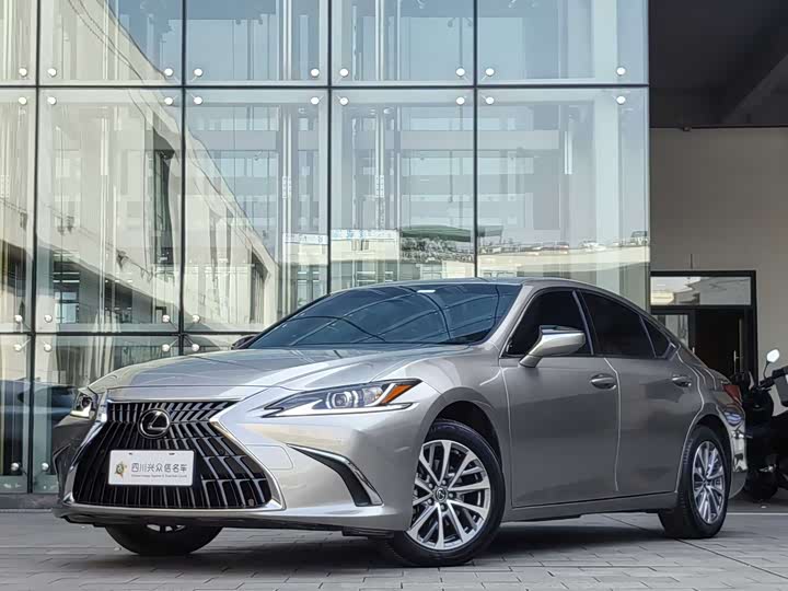 Lexus ES 2021 200 Excellence Edition
