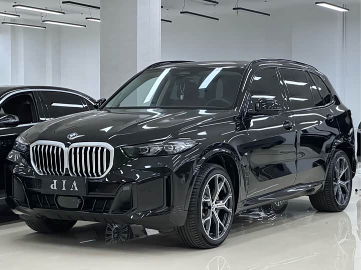 X5 2025 Model xDrive 30Li Deluxe VersionM