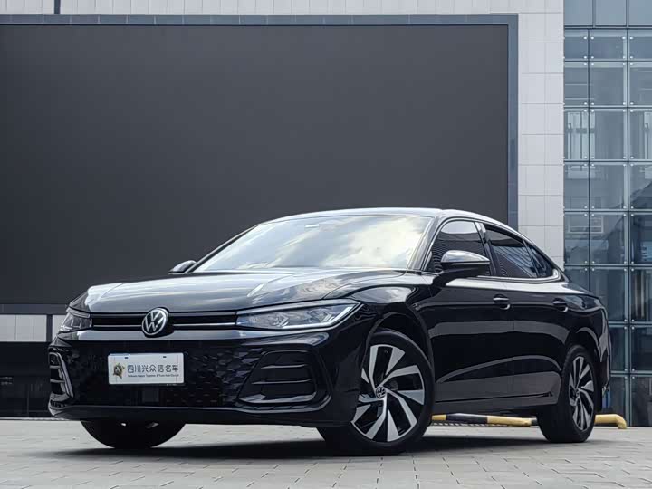 2025 Passat 2025 Model Pro 380TSI Starry Sky Dragon Edition