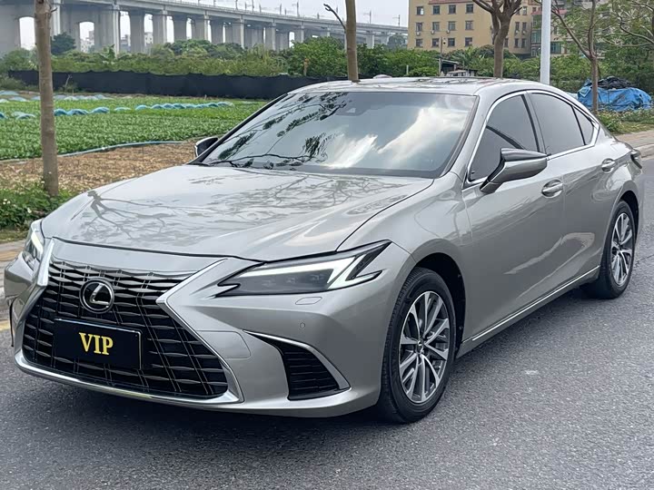 Lexus ES 2025 200 Premium Edition