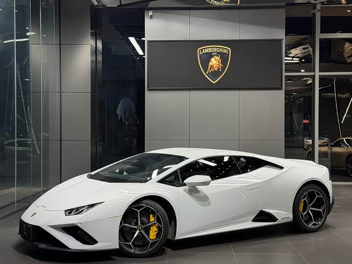 2021 Hurac├ín 2020 Model Hurac├ín EVO RWD
