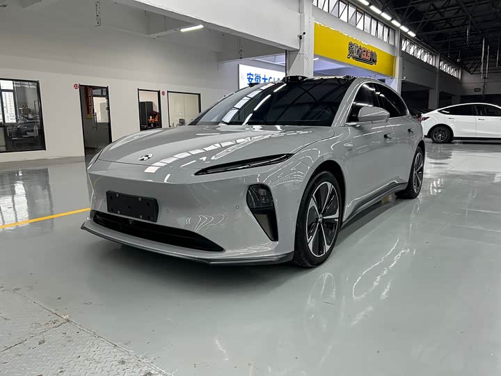 NIO ET5T 2024 model 75kWh Touring