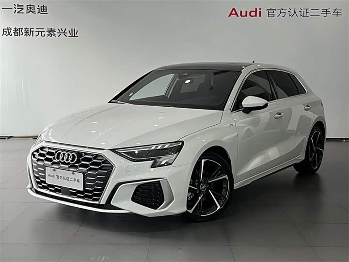 2024 Audi A3 2024 Sportback 35 TFSI stylish and sporty